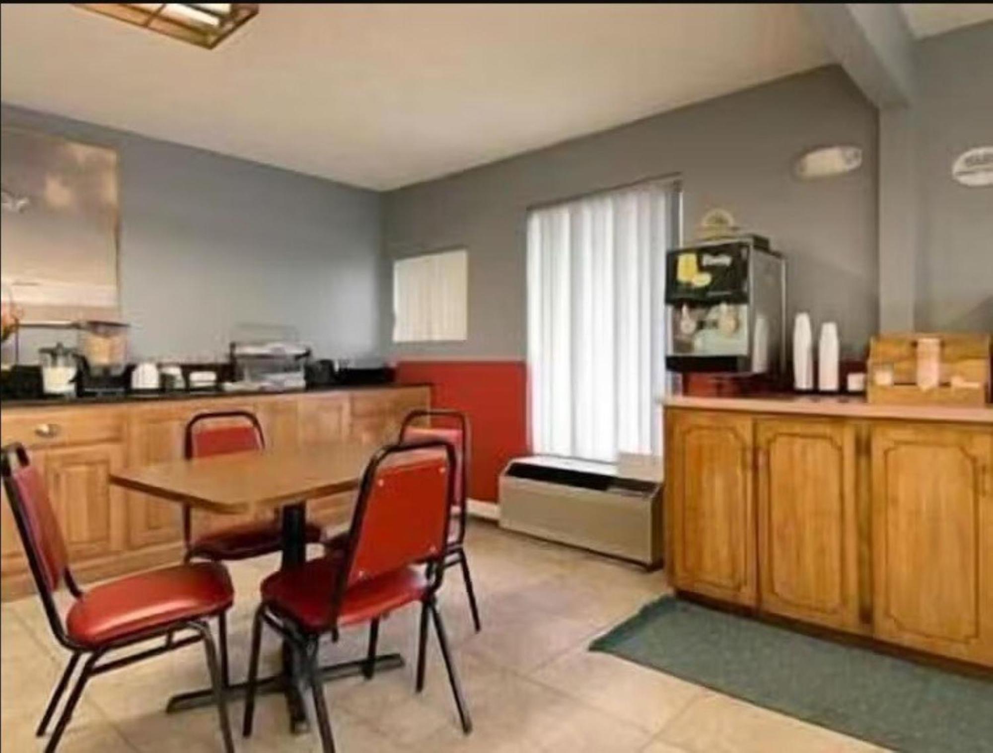 Regal Inn Guntersville By Oyo Hwy 431 Ресторан фото